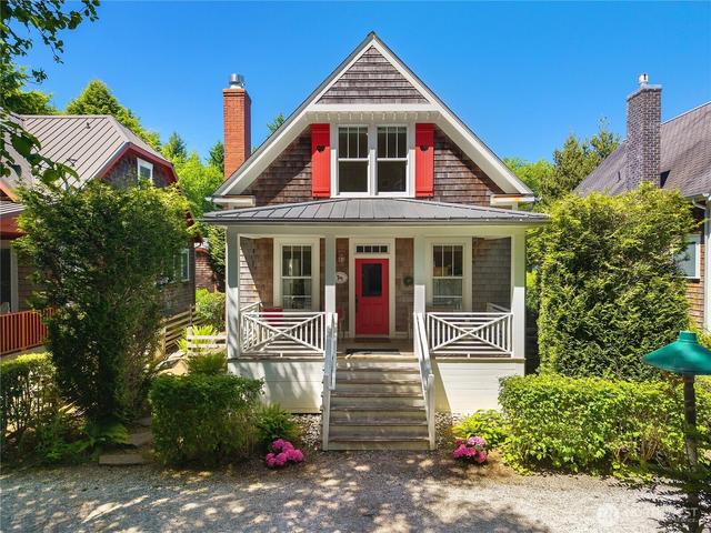 25 Lupine Ln, Pacific Beach, WA 98571