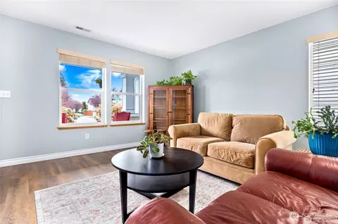 Other - 4023 153rd Pl SE, Bothell, WA 98012 photo 1 of 5