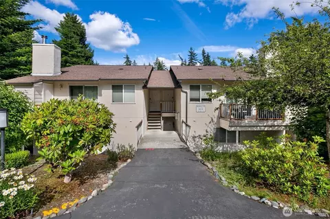 14124 74th Pl NE #A, Kirkland, WA 98034
