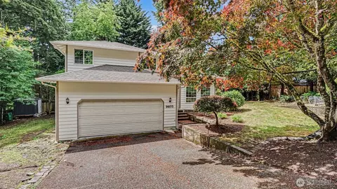 9605 132nd St, Kirkland, WA 98034