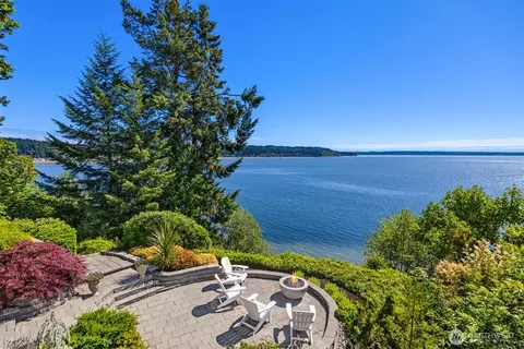 19116 Angeline Ave NE, Suquamish, WA 98392