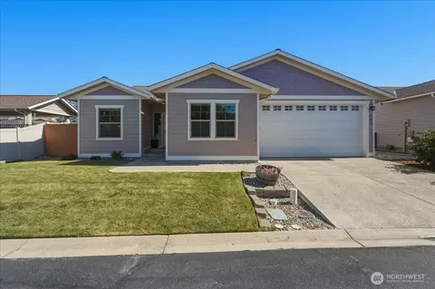 566 Village Dr, Manson, WA 98831