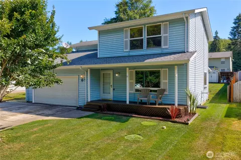 1219 Leahy Dr, Coupeville, WA 98239