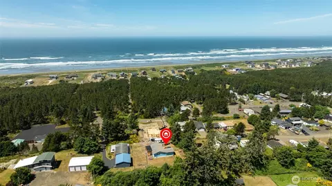 1856 Hoquiam Ln S, Westport, WA 98595