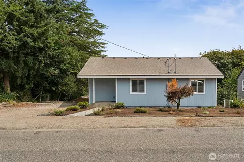 1720 N Wycoff Ave, Bremerton, WA 98312