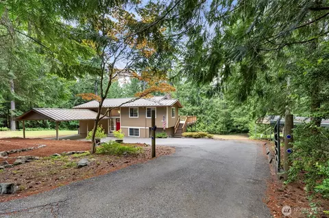 11146 Misty Woods Ln NW, Bremerton, WA 98312