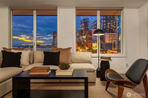 98 Union St #810, Seattle, WA 98101