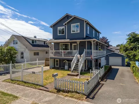 1011 Pennsylvania Ave, Bremerton, WA 98337