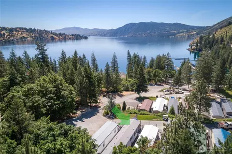 11155 S Lakeshore Rd #17A, Chelan, WA 98816