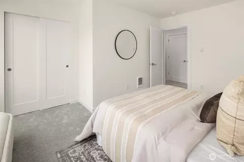 Bedroom - 1518 Hollow Dale Pl #E, Everett, WA 98204 photo 5 of 5