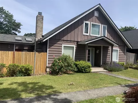 6502 Avondale Rd SW #4, Lakewood, WA 98499