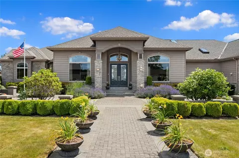 11236 Airpark Ln SE, Yelm, WA 98597