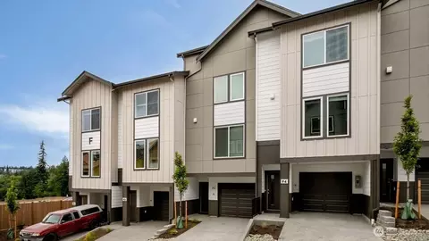 16830 20th Ave W #D4, Lynnwood, WA 98037