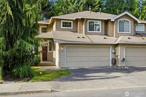 4832 165th Pl SW, Edmonds, WA 98026