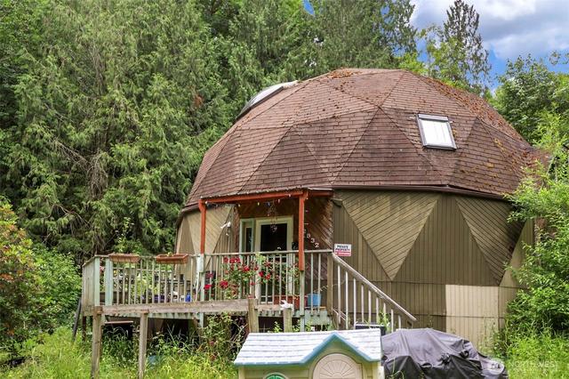 12932 231st Ave SE, Issaquah, WA 98027