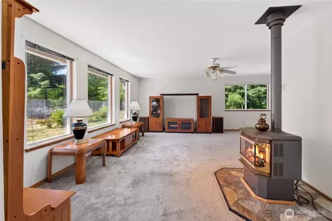 Living - 21619 185th St E, Orting, WA 98360 photo 1 of 6