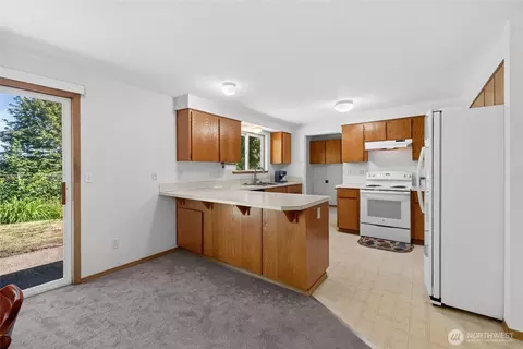 Kitchen - 21619 185th St E, Orting, WA 98360 photo 1 of 4