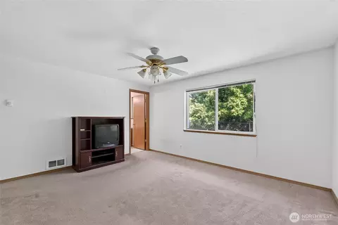 Bedroom - 21619 185th St E, Orting, WA 98360 photo 1 of 4
