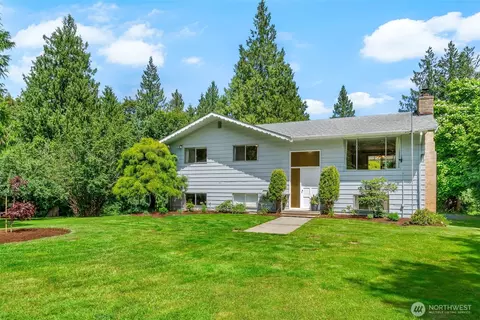 8403 64th St NE, Marysville, WA 98270