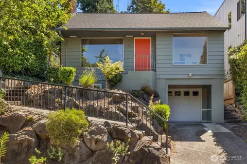 5508 31st Ave NE, Seattle, WA 98105