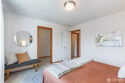 Bedroom - 18208 2nd Pl W #B, Bothell, WA 98012 photo 4 of 6