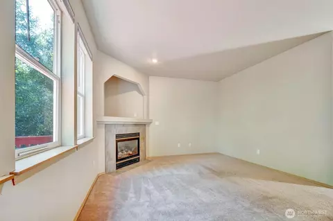 Living - 2426 Stafford Way, Bothell, WA 98012 photo 6 of 8