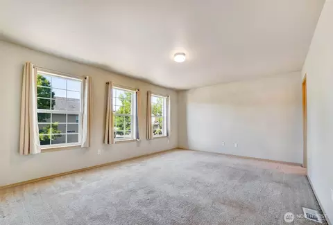 Living - 2426 Stafford Way, Bothell, WA 98012 photo 8 of 8