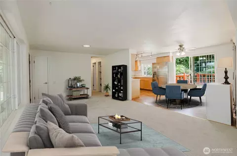 4014 Silver Ln NW, Bremerton, WA 98312