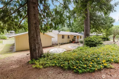 4014 Silver Ln NW, Bremerton, WA 98312