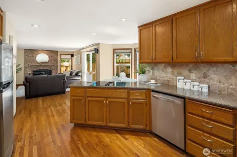 Kitchen - 2510 163rd Pl SE, Mill Creek, WA 98012 photo 4 of 4