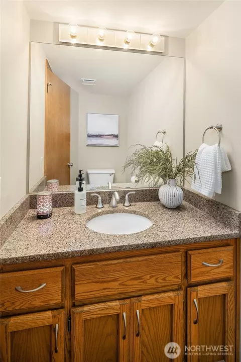 Bath - 2510 163rd Pl SE, Mill Creek, WA 98012 photo 1 of 3