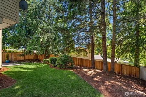 Exterior - 2510 163rd Pl SE, Mill Creek, WA 98012 photo 7 of 8