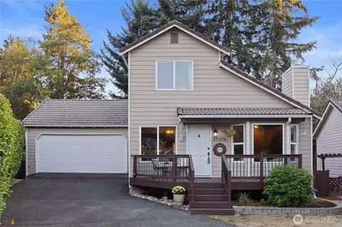 25016 222nd Ct SE, Maple Valley, WA 98038