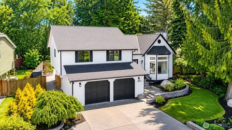 10529 53rd Ave W, Mukilteo, WA 98275