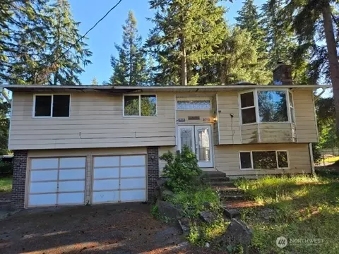 13415 Meadow Rd, Everett, WA 98208