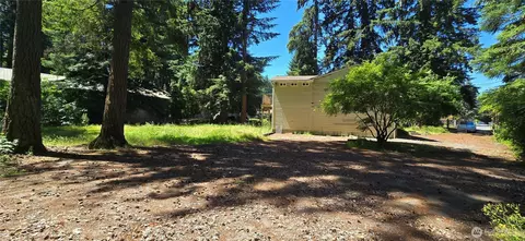 Exterior - 13415 Meadow Rd, Everett, WA 98208 photo 4 of 8