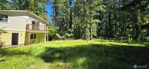 Exterior - 13415 Meadow Rd, Everett, WA 98208 photo 3 of 8