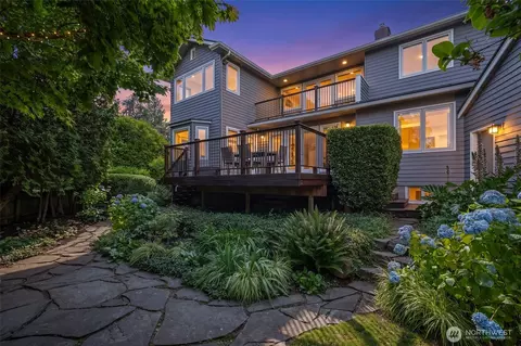 5716 Ann Arbor Ave NE, Seattle, WA 98105