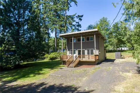 301 E Lakeshore Dr W, Shelton, WA 98584