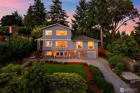 12112 25th Ave SW, Burien, WA 98146