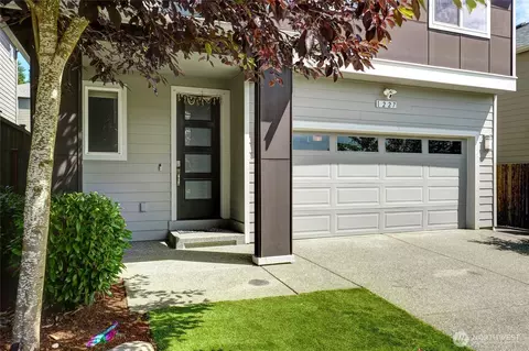 Exterior - 1227 199th St SE, Bothell, WA 98012 photo 3 of 7