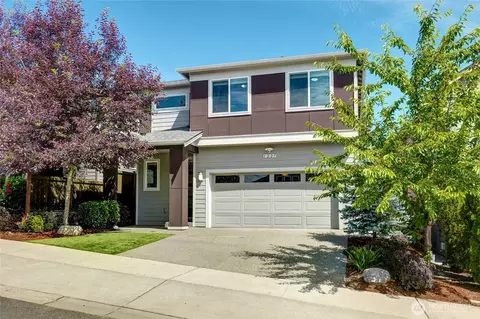 Exterior - 1227 199th St SE, Bothell, WA 98012 photo 2 of 7