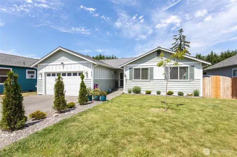 1937 Village Cir, Port Angeles, WA 98362