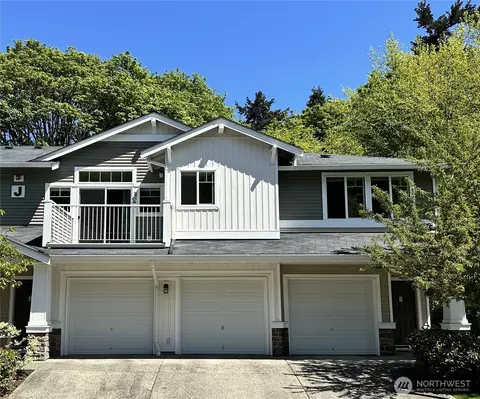 21048 40th Pl S #J-4, Seatac, WA 98198