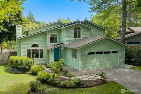 910 6th Pl S, Kirkland, WA 98033