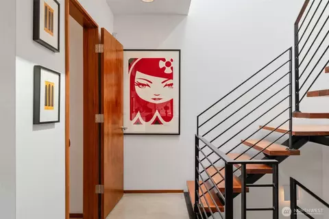 Entry Way - 209 12th Ave E, Seattle, WA 98102 photo 2 of 2