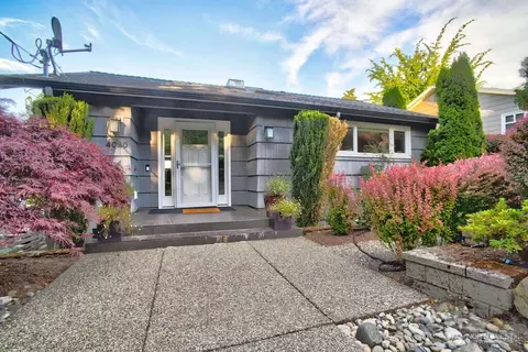 4030 26th Ave W, Seattle, WA 98199