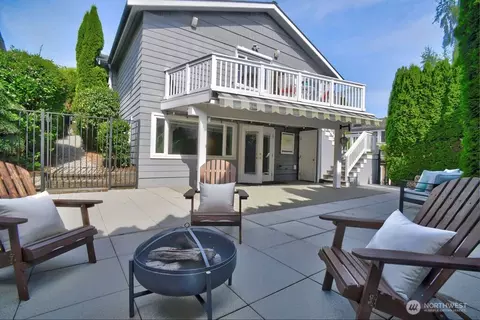4030 26th Ave W, Seattle, WA 98199