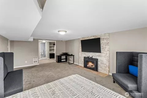 Other - 422 Crown Dr, Everett, WA 98203 photo 8 of 13