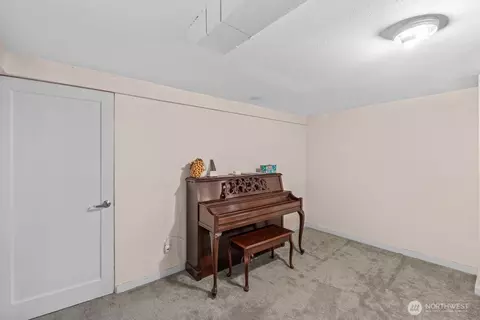 Other - 422 Crown Dr, Everett, WA 98203 photo 12 of 13